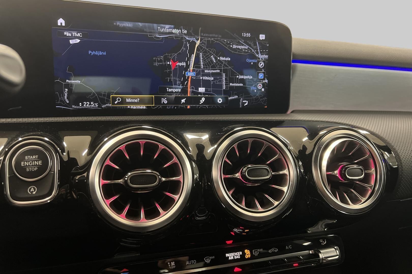 Mercedes-Benz A iso kuva 6