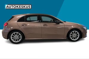 Mercedes-Benz A esikatselu 12