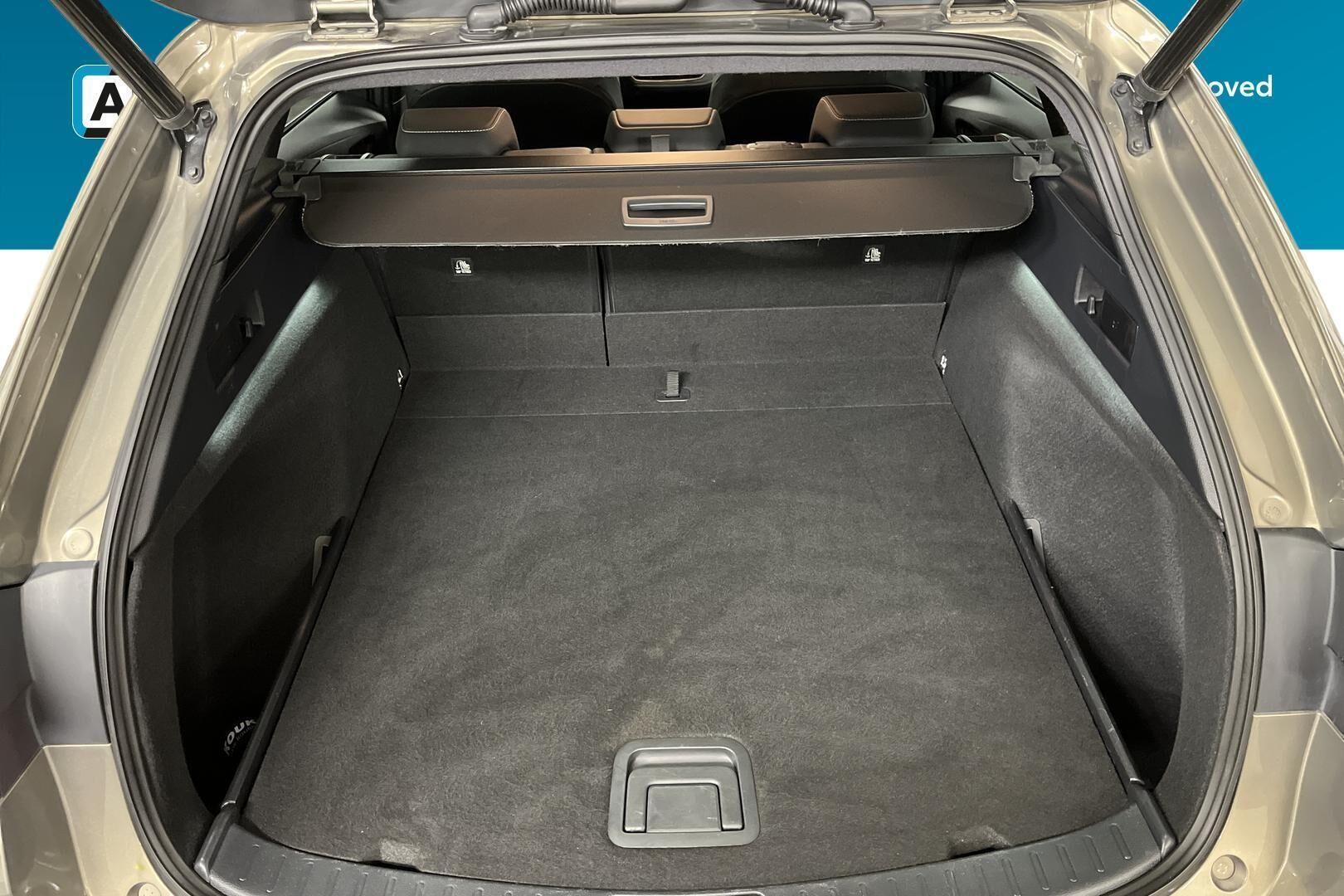 Toyota Corolla iso kuva 11