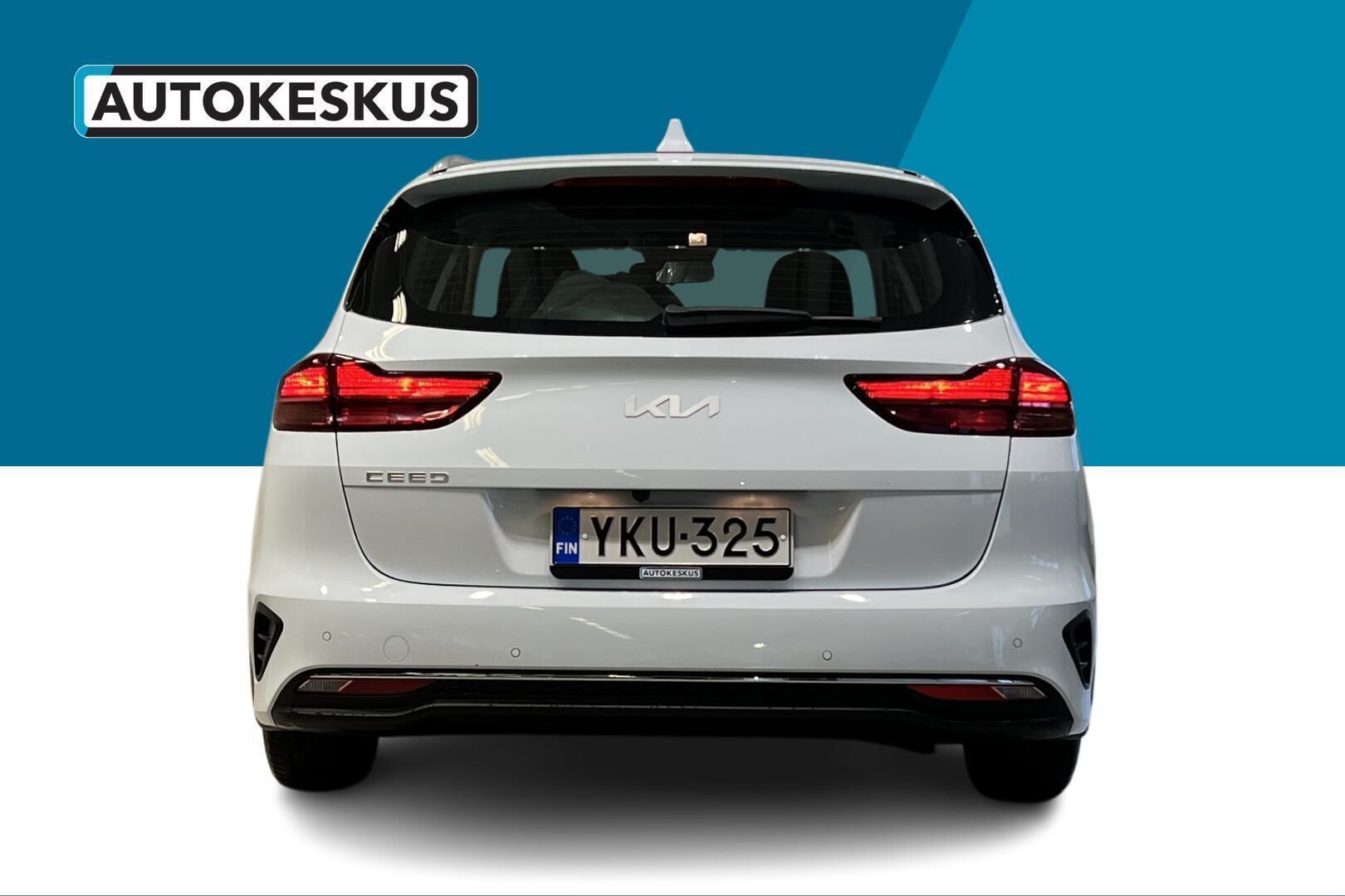 Kia Ceed iso kuva 6