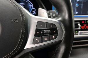 BMW X5 esikatselu 17