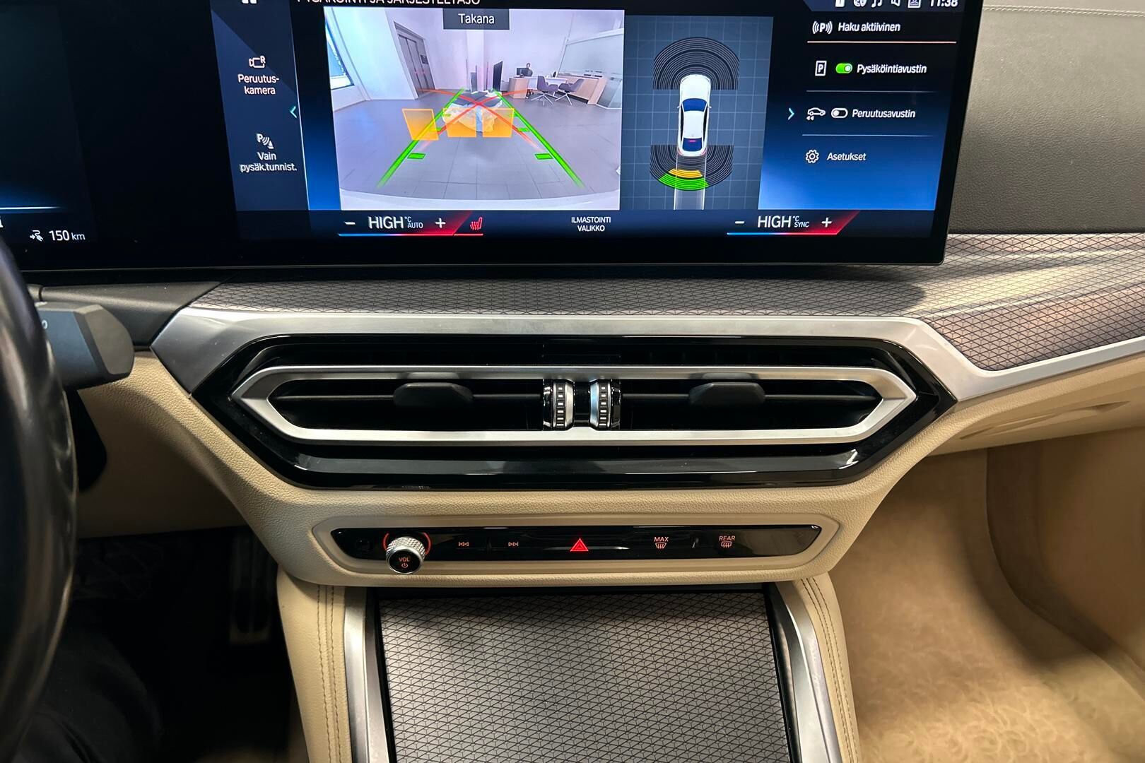 BMW i4 M50 iso kuva 18