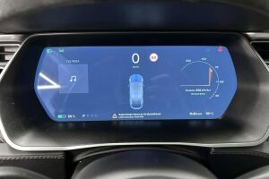 Tesla Model X esikatselu 22