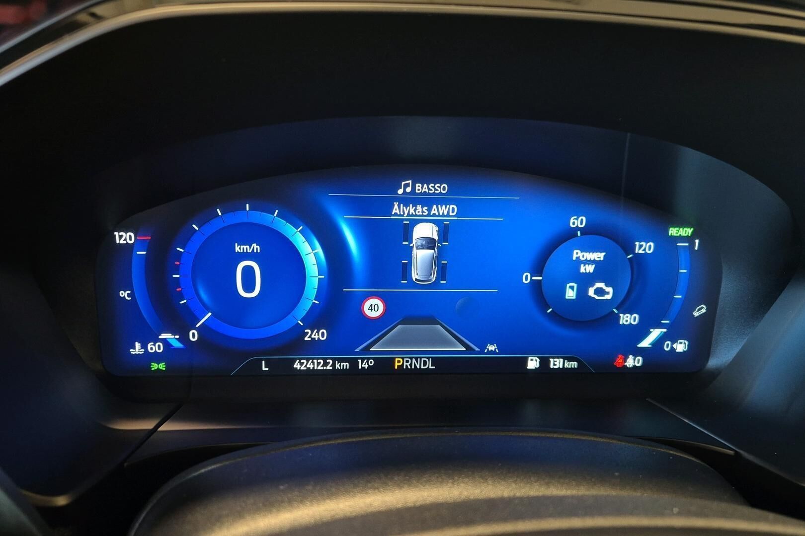 Ford Kuga iso kuva 26
