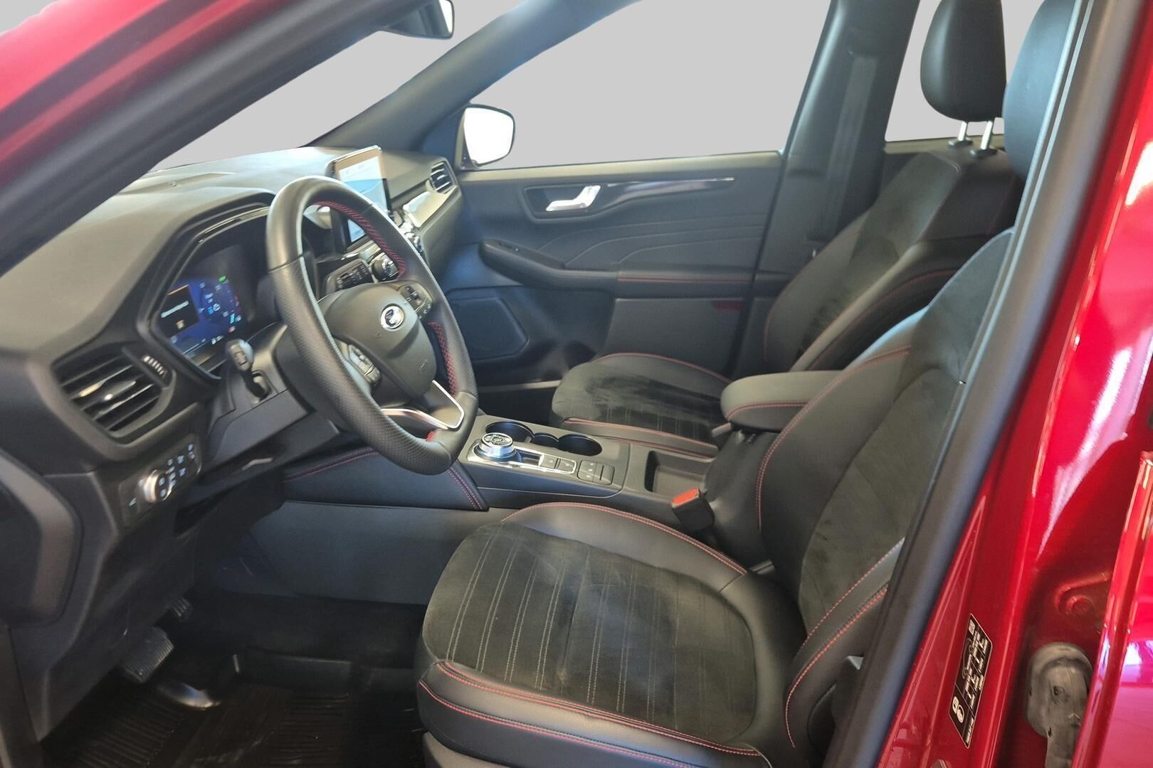 Ford Kuga iso kuva 7