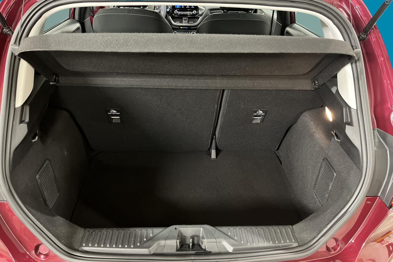 Ford Fiesta iso kuva 10