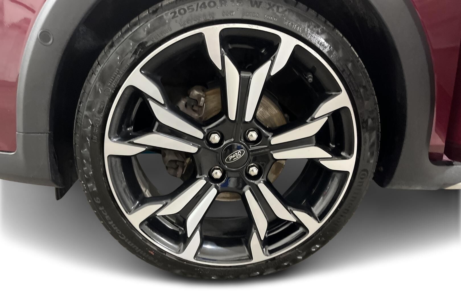 Ford Fiesta iso kuva 11