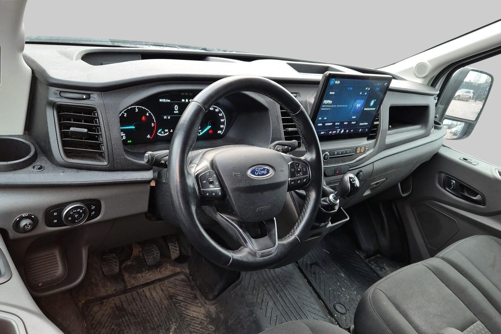 Ford Transit iso kuva 1