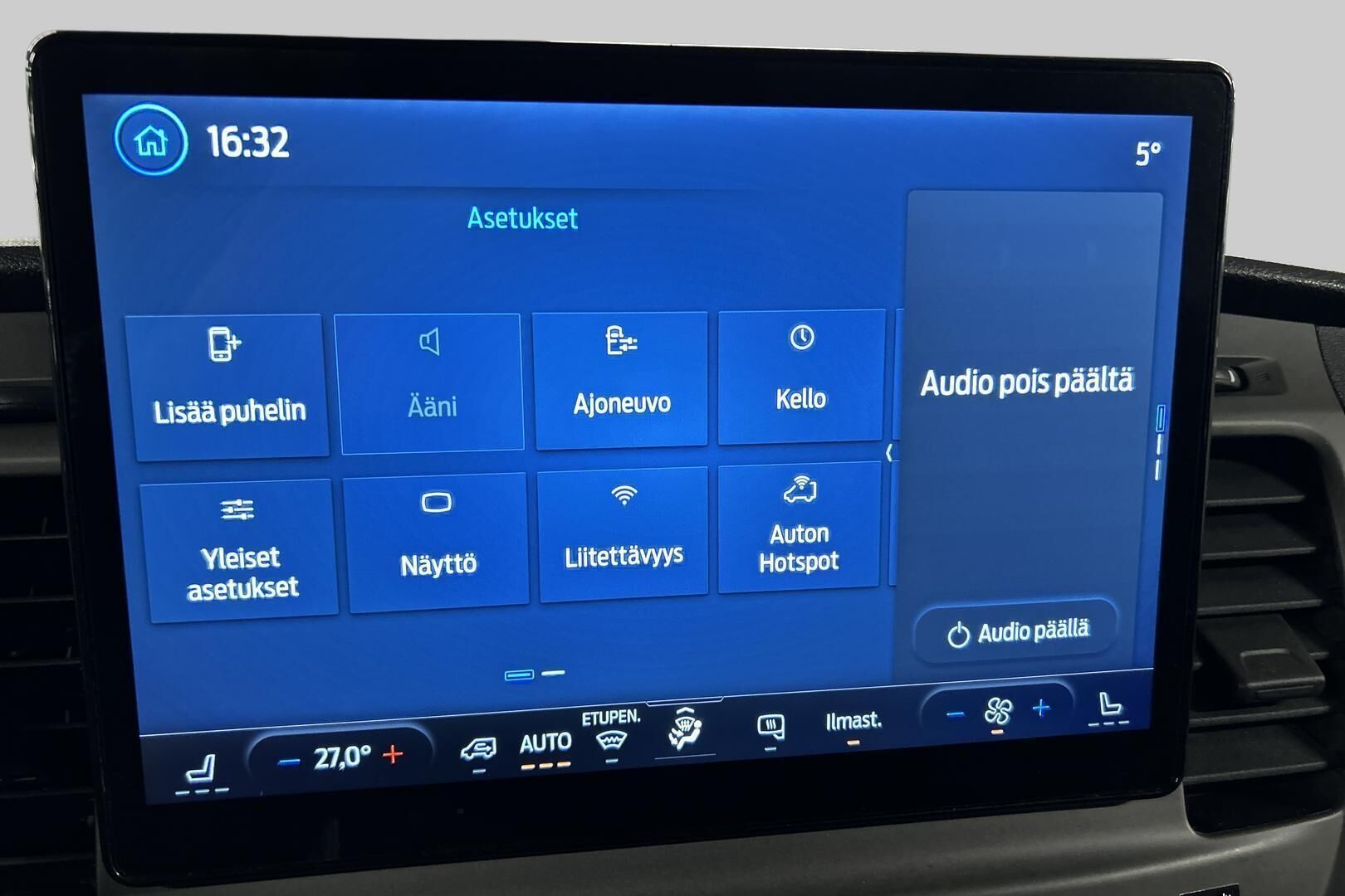 Ford Transit iso kuva 16