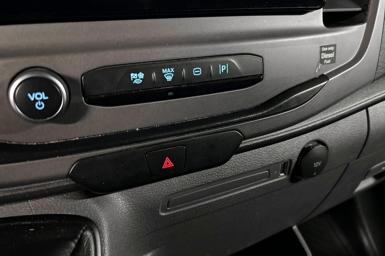 Ford Transit iso kuva 20