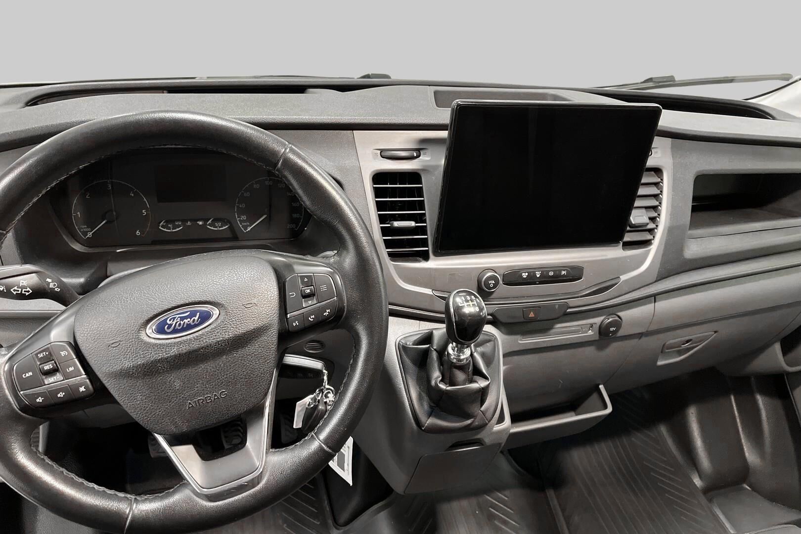 Ford Transit iso kuva 11