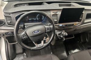 Ford Transit esikatselu 11