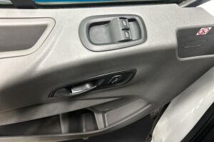 Ford Transit esikatselu 21