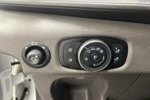 Ford Transit esikatselu 22