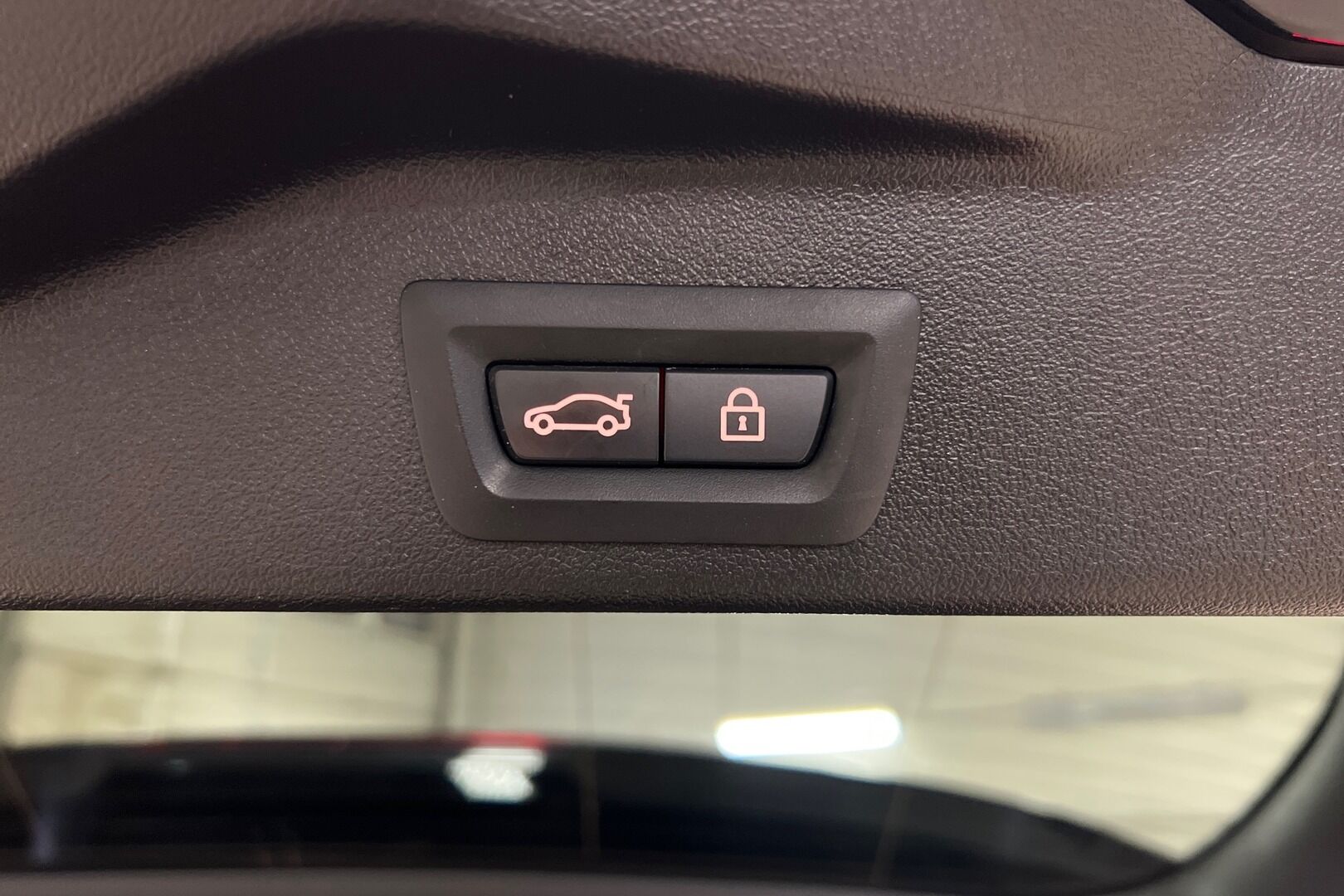 BMW X5 iso kuva 13