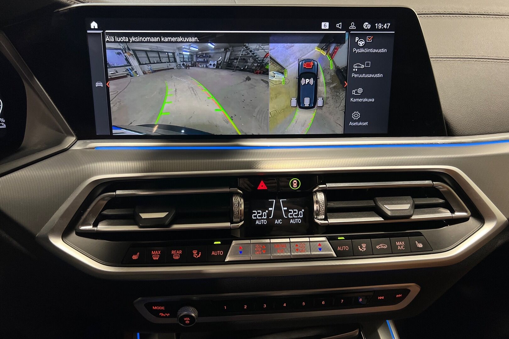 BMW X5 iso kuva 21