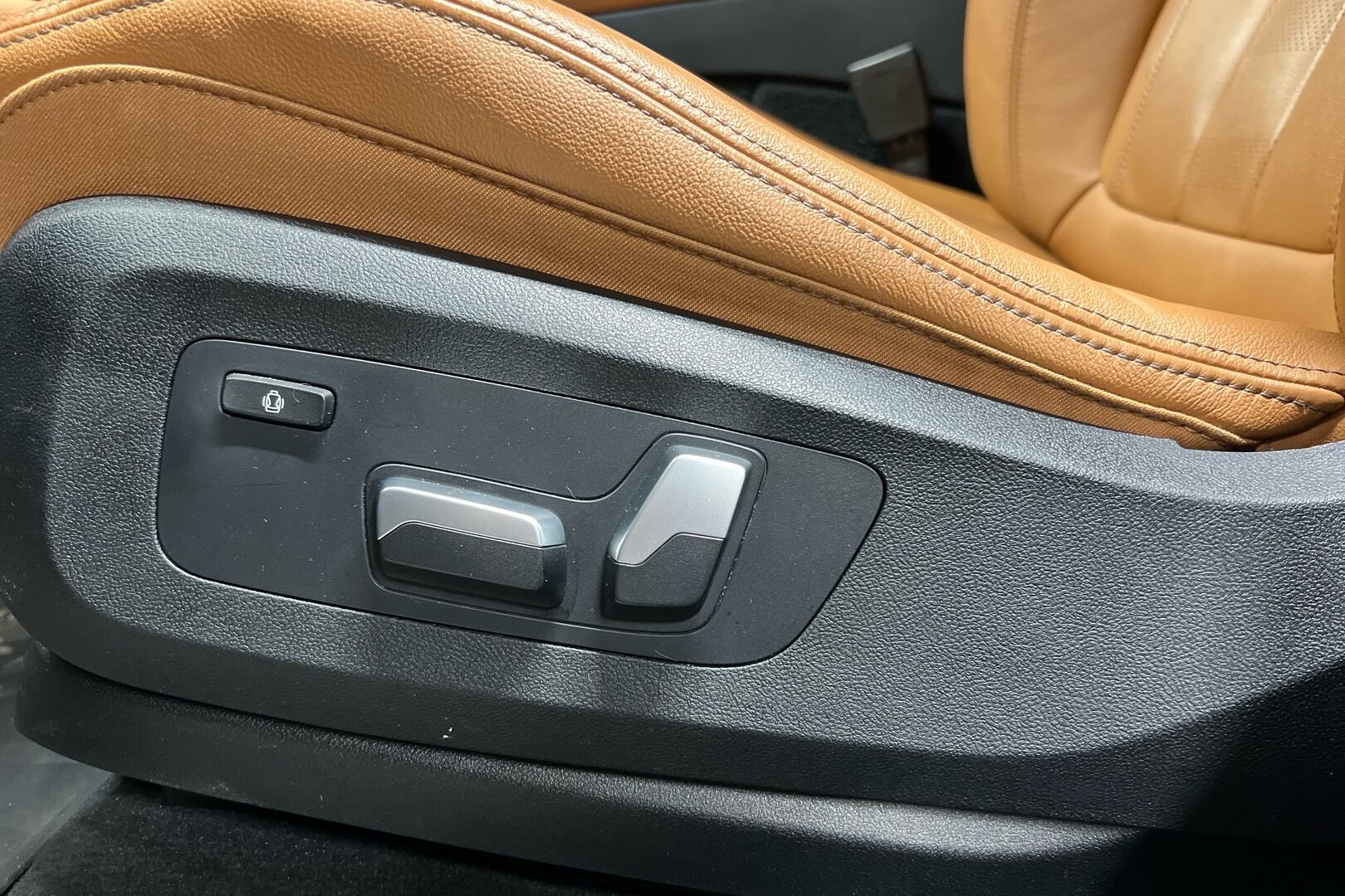 BMW X5 iso kuva 19