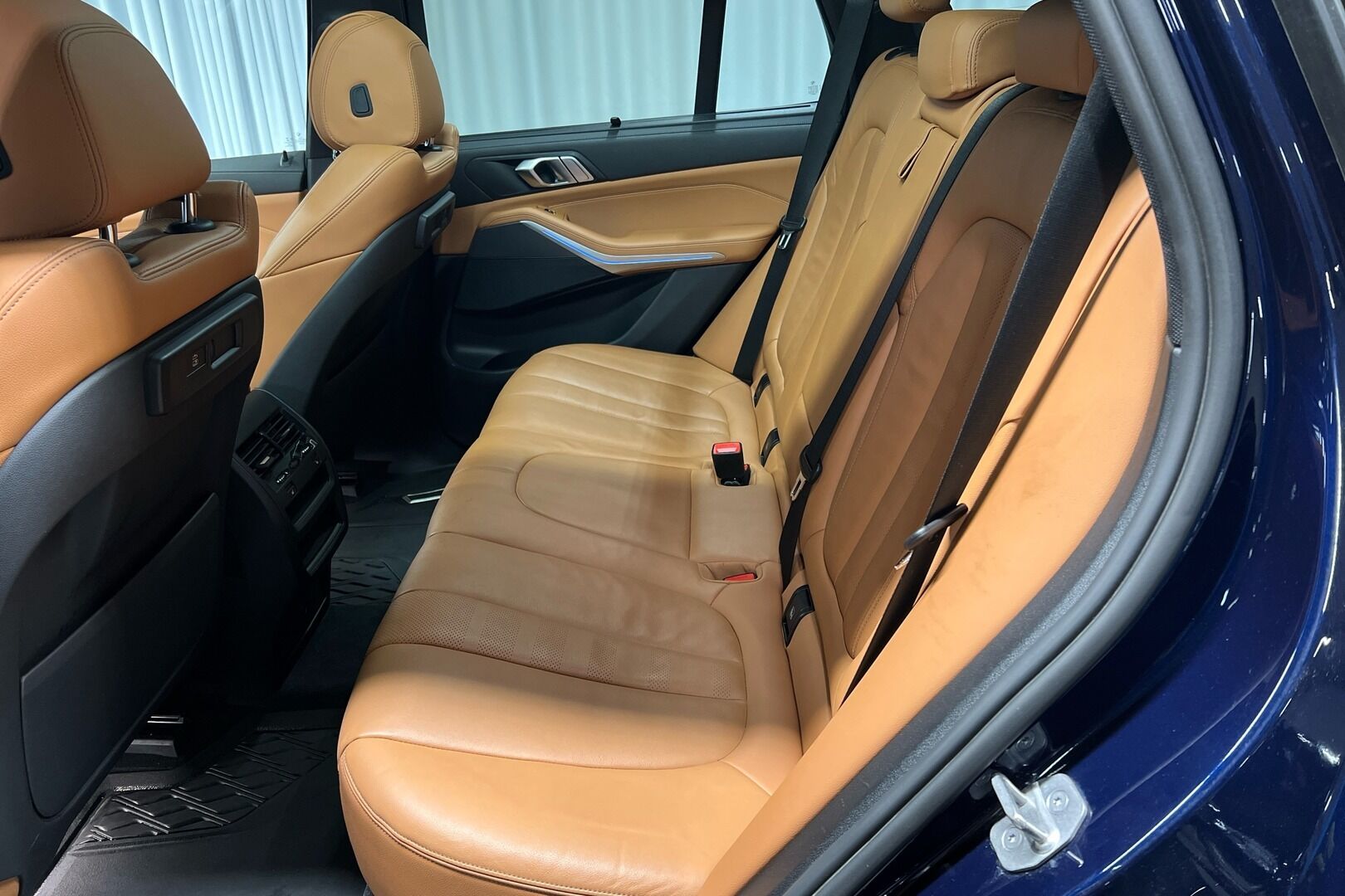 BMW X5 iso kuva 8