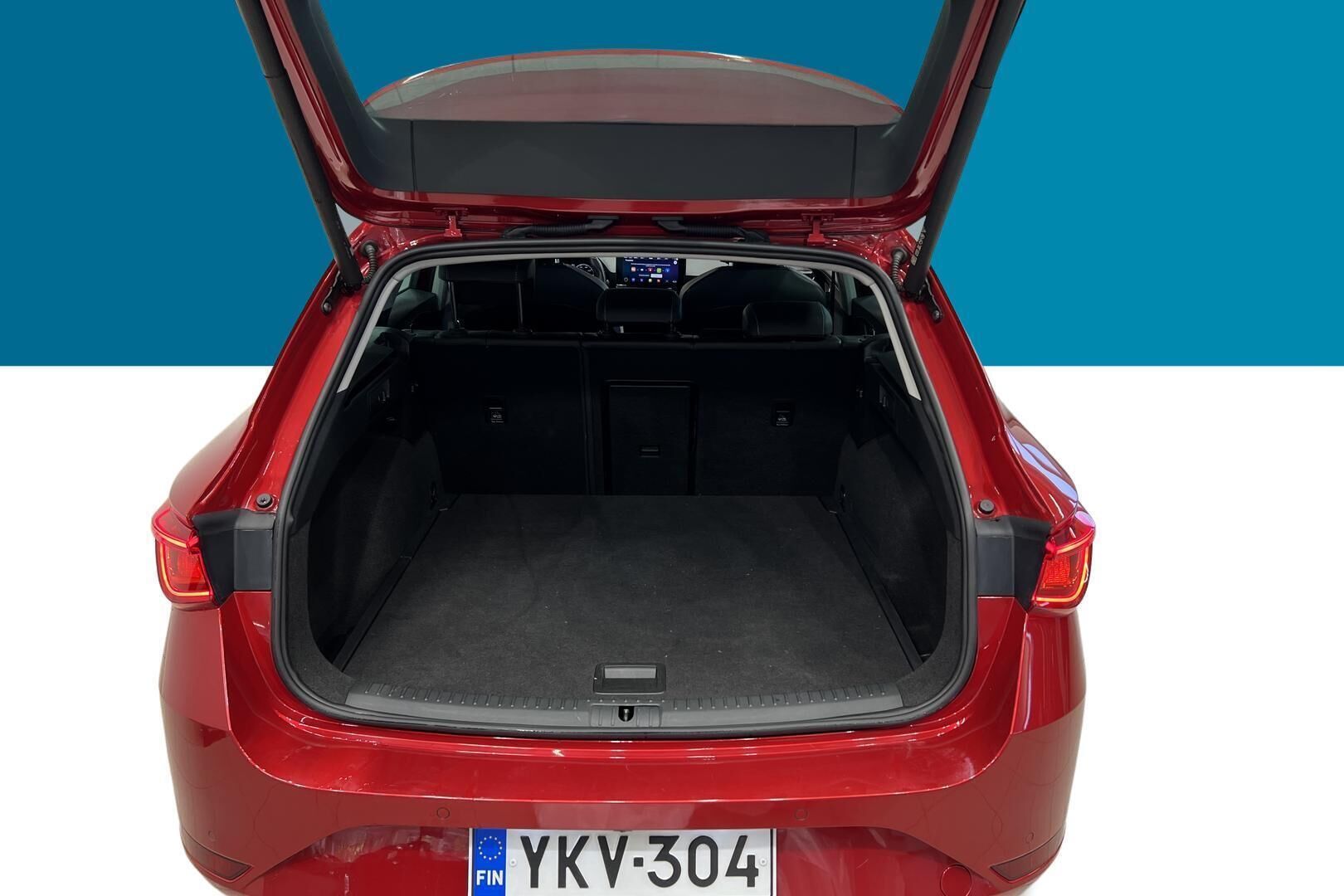 Seat Leon Sportstourer iso kuva 7
