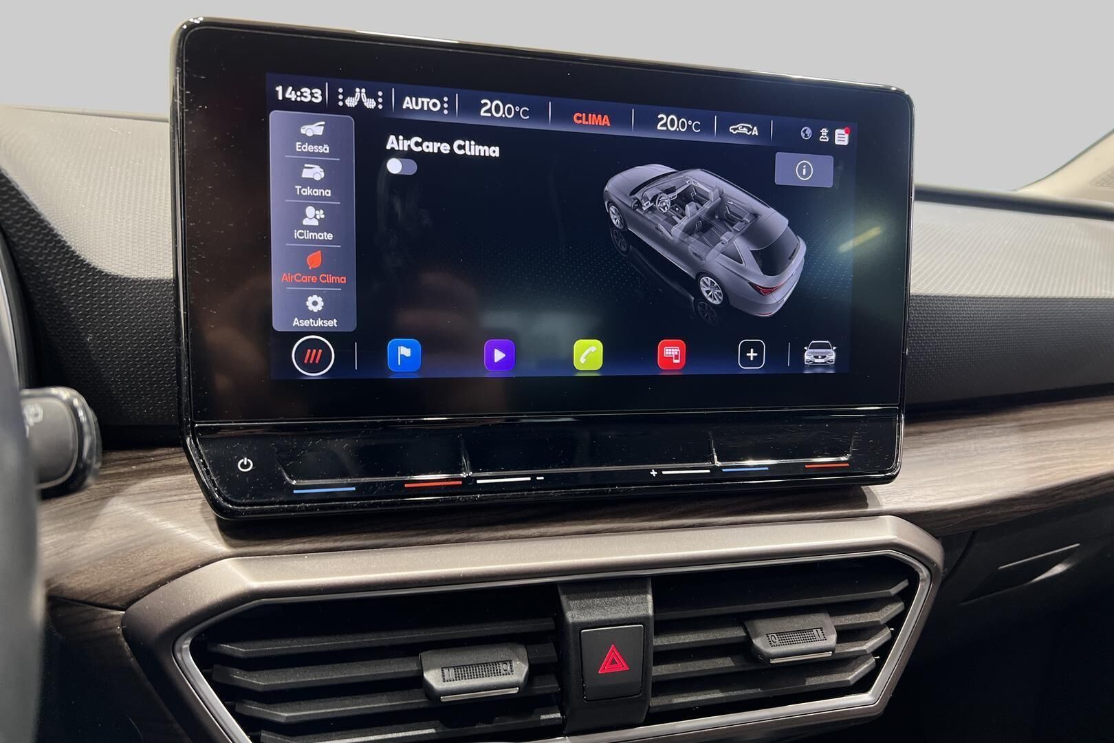 Seat Leon Sportstourer iso kuva 13