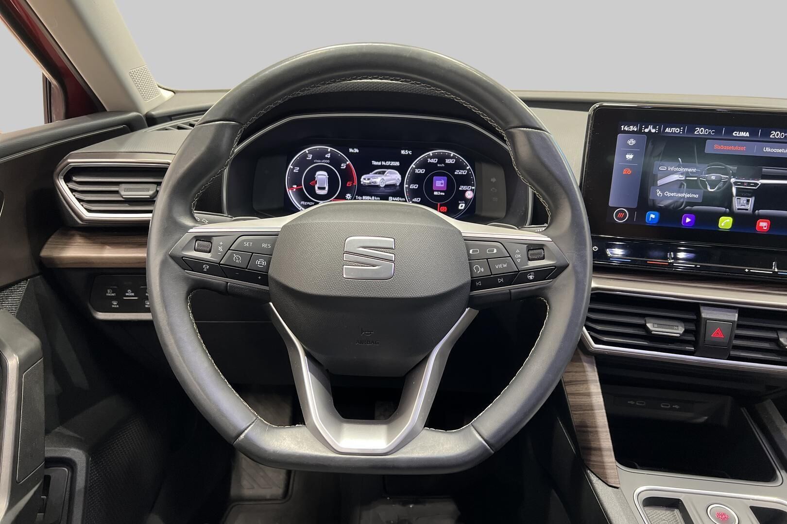 Seat Leon Sportstourer iso kuva 40