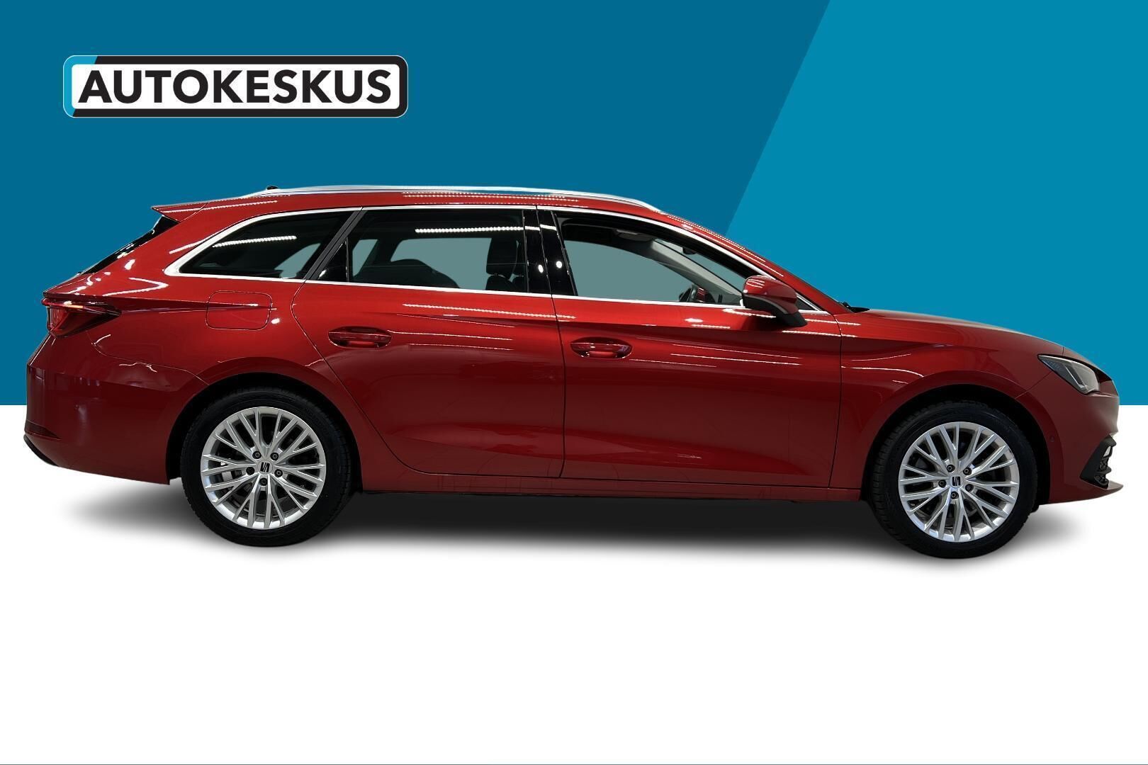 Seat Leon Sportstourer iso kuva 1