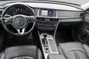 Kia Optima esikatselu 6