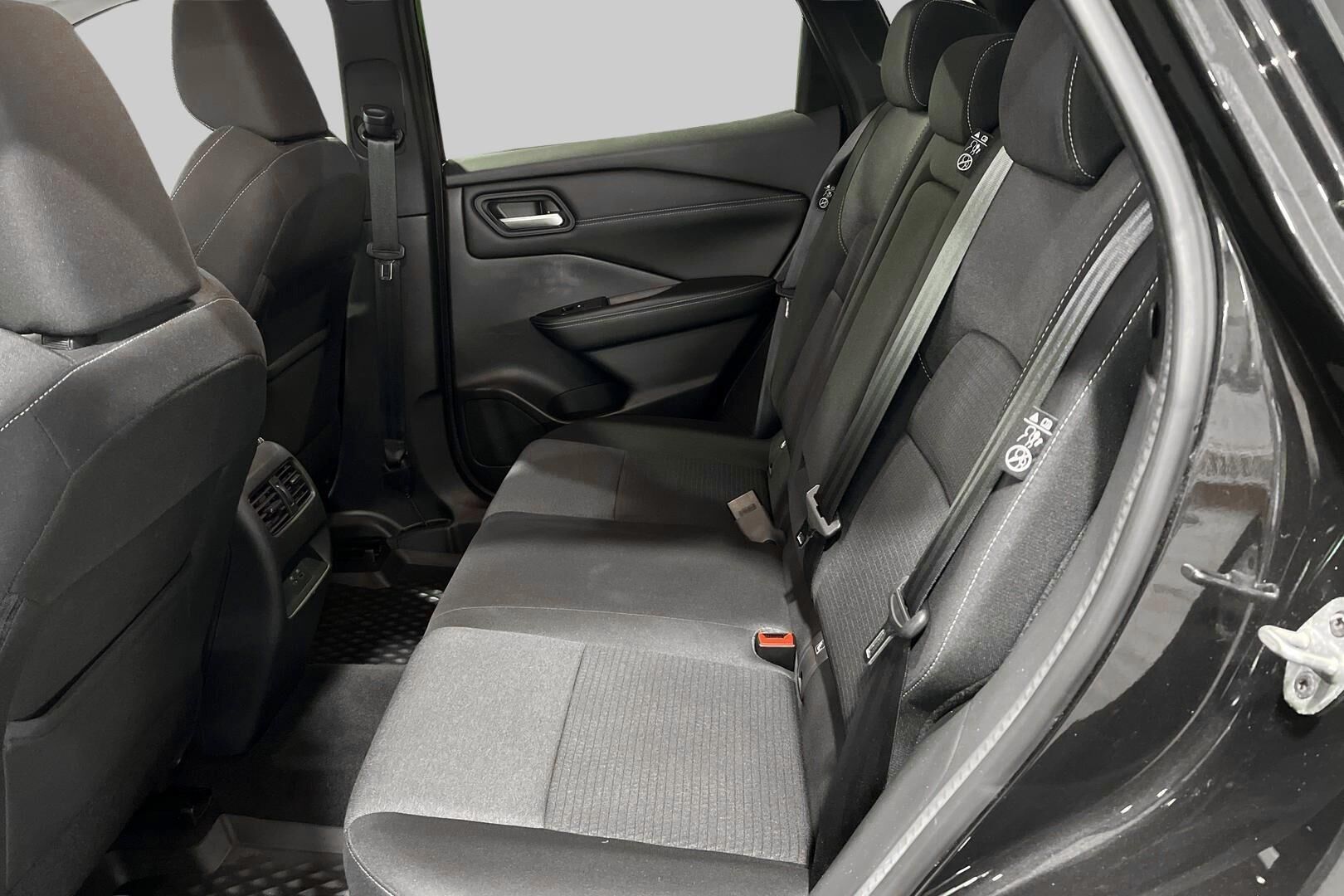 Nissan Qashqai iso kuva 10