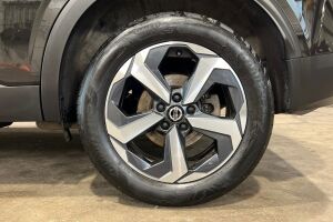 Nissan Qashqai esikatselu 13
