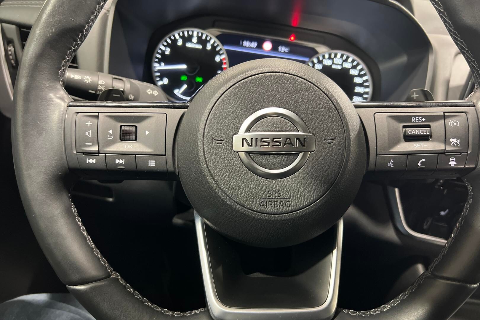 Nissan Qashqai iso kuva 18