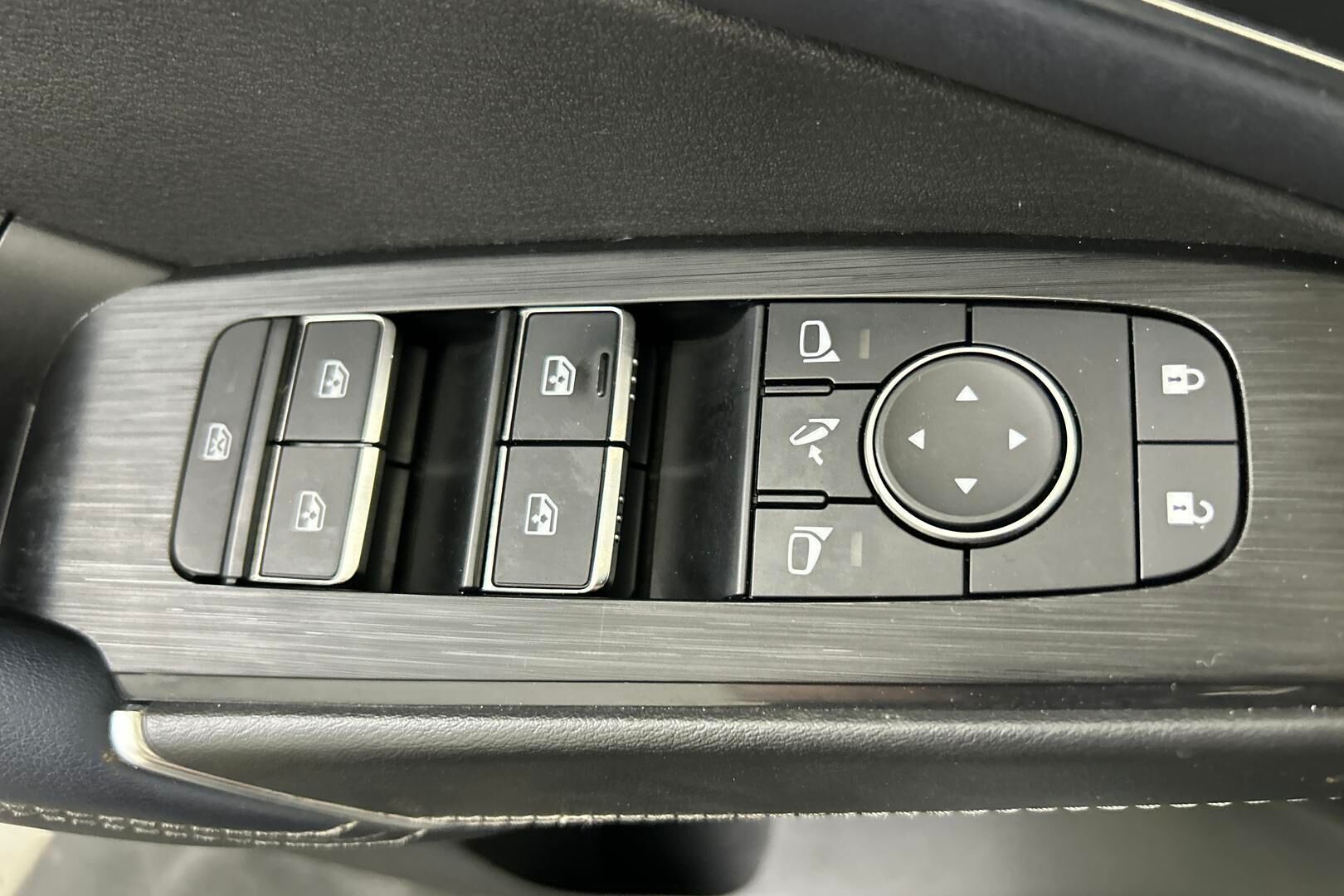 Nissan Qashqai iso kuva 29