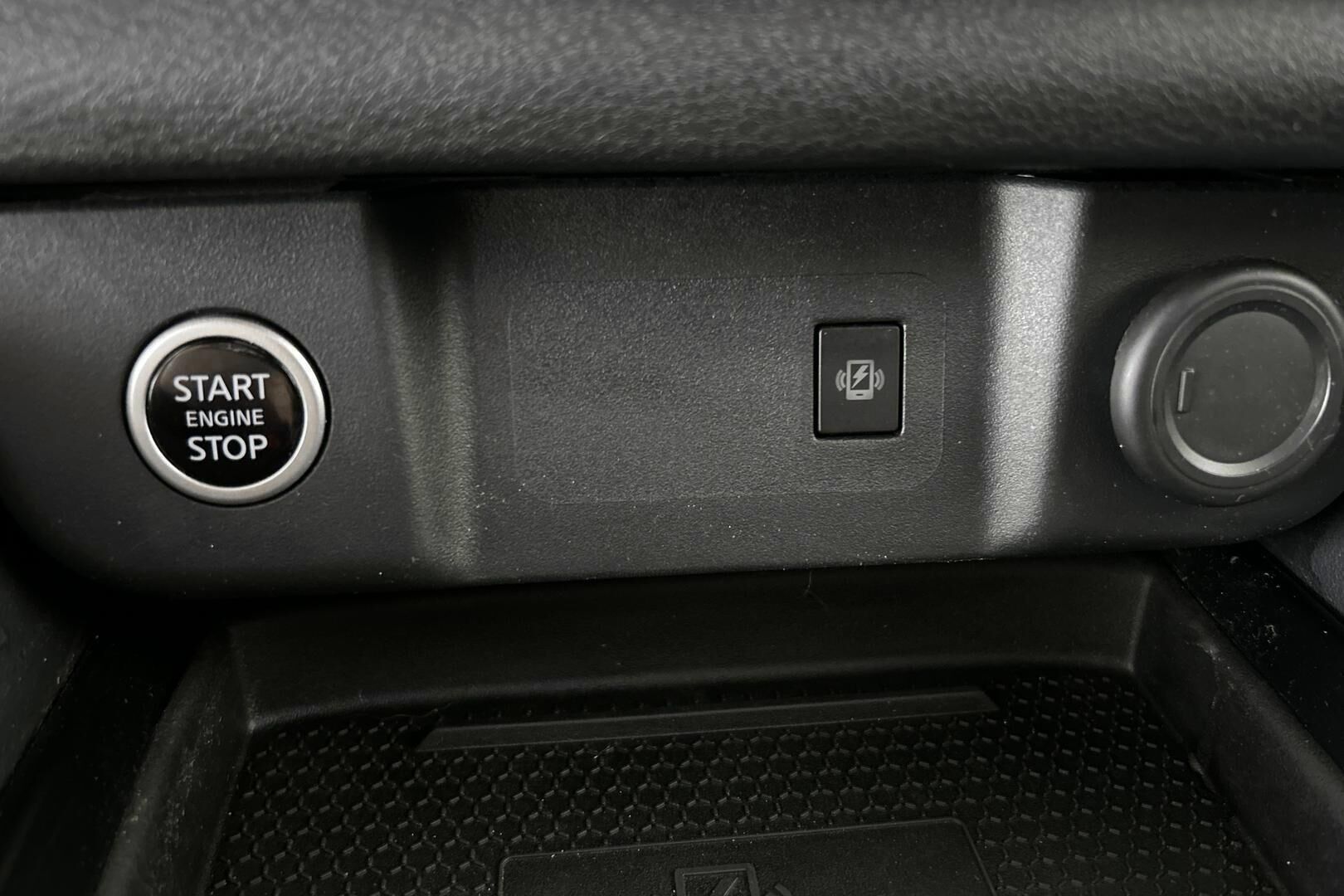 Nissan Qashqai iso kuva 30