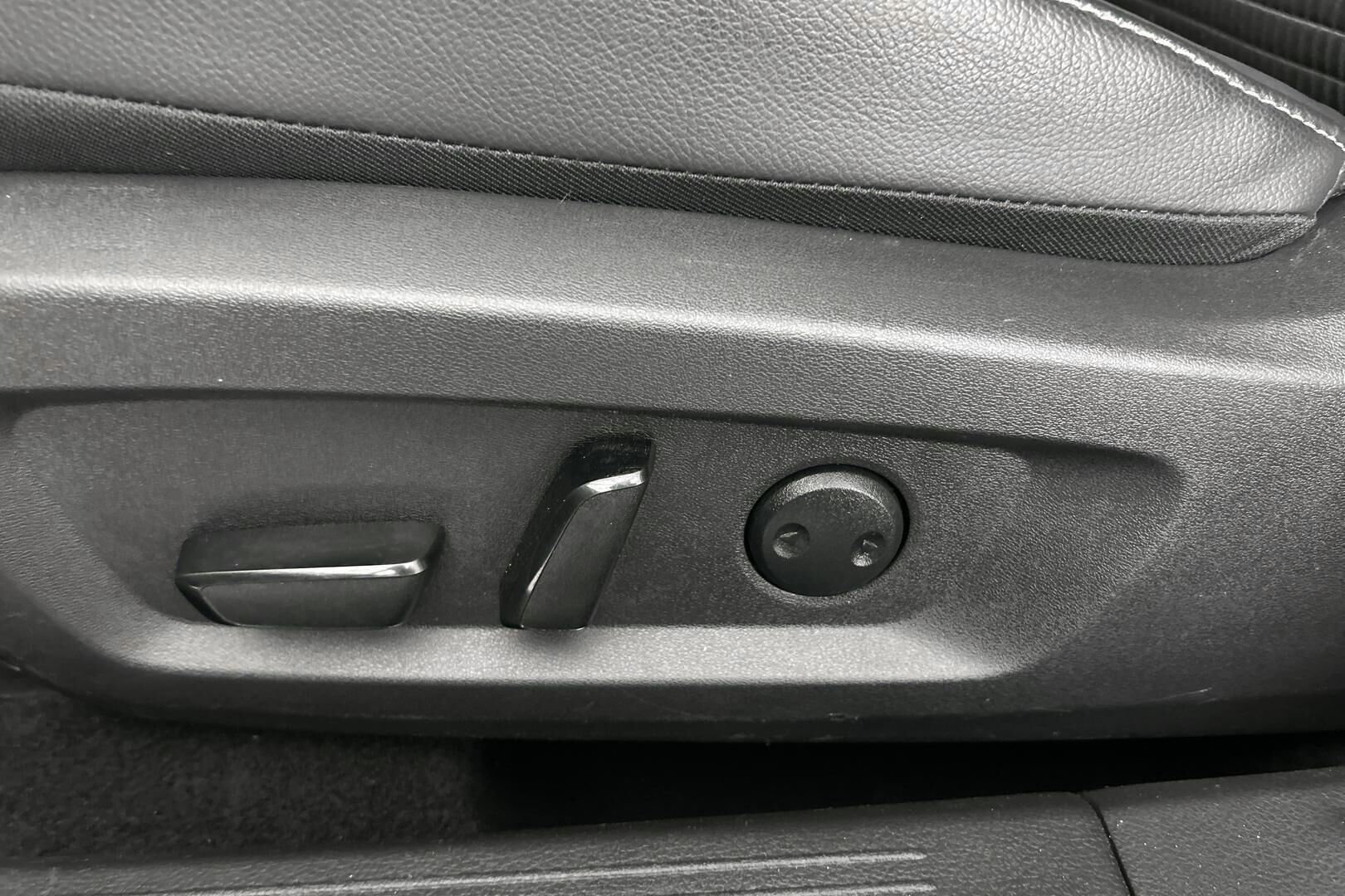Nissan Qashqai iso kuva 32