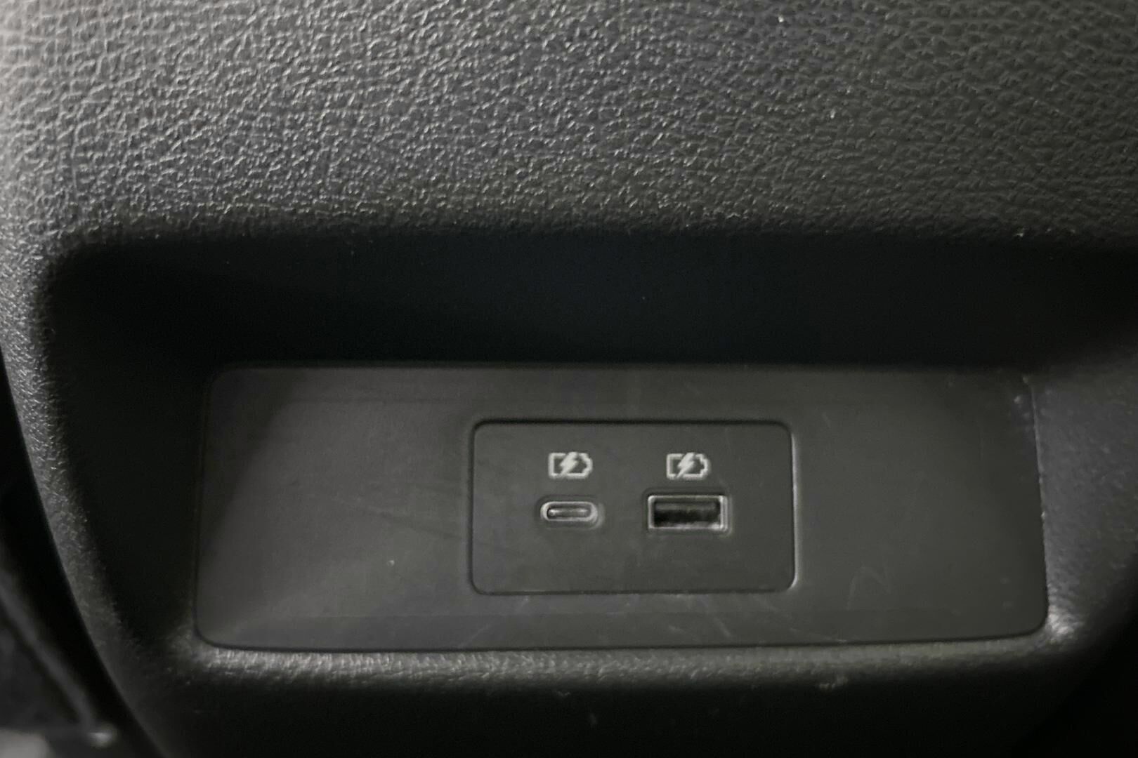 Nissan Qashqai iso kuva 33