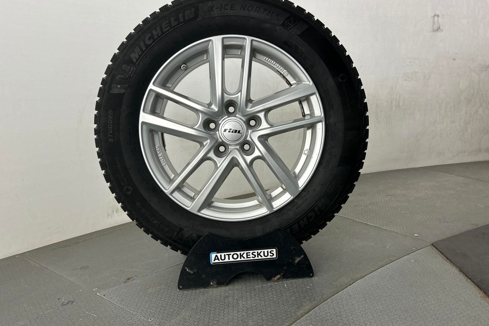 Nissan Qashqai iso kuva 35