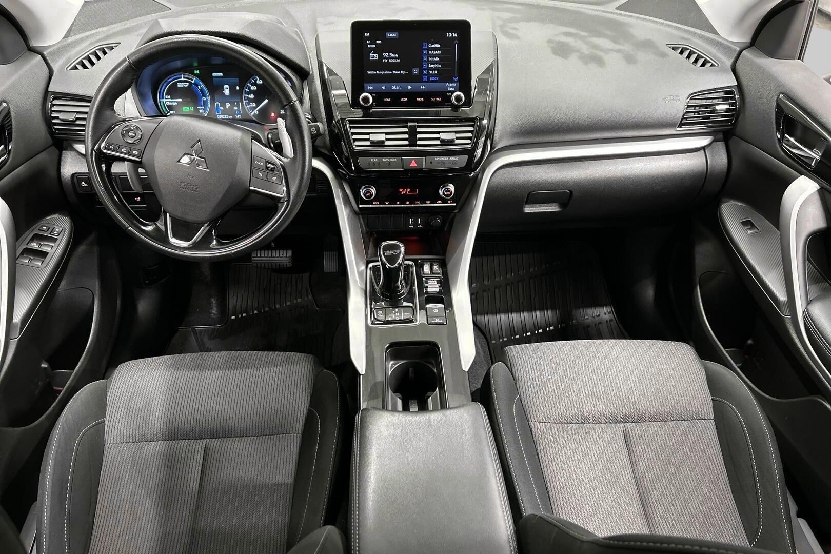 Mitsubishi Eclipse Cross iso kuva 4