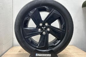 Mitsubishi Eclipse Cross esikatselu 8