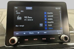 Mitsubishi Eclipse Cross esikatselu 6