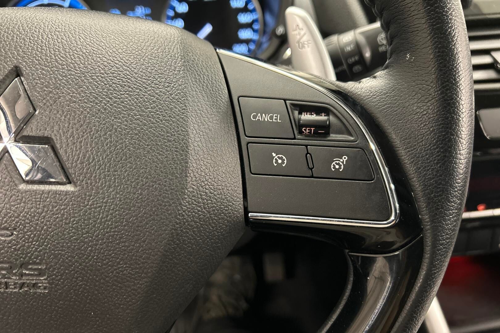 Mitsubishi Eclipse Cross iso kuva 8