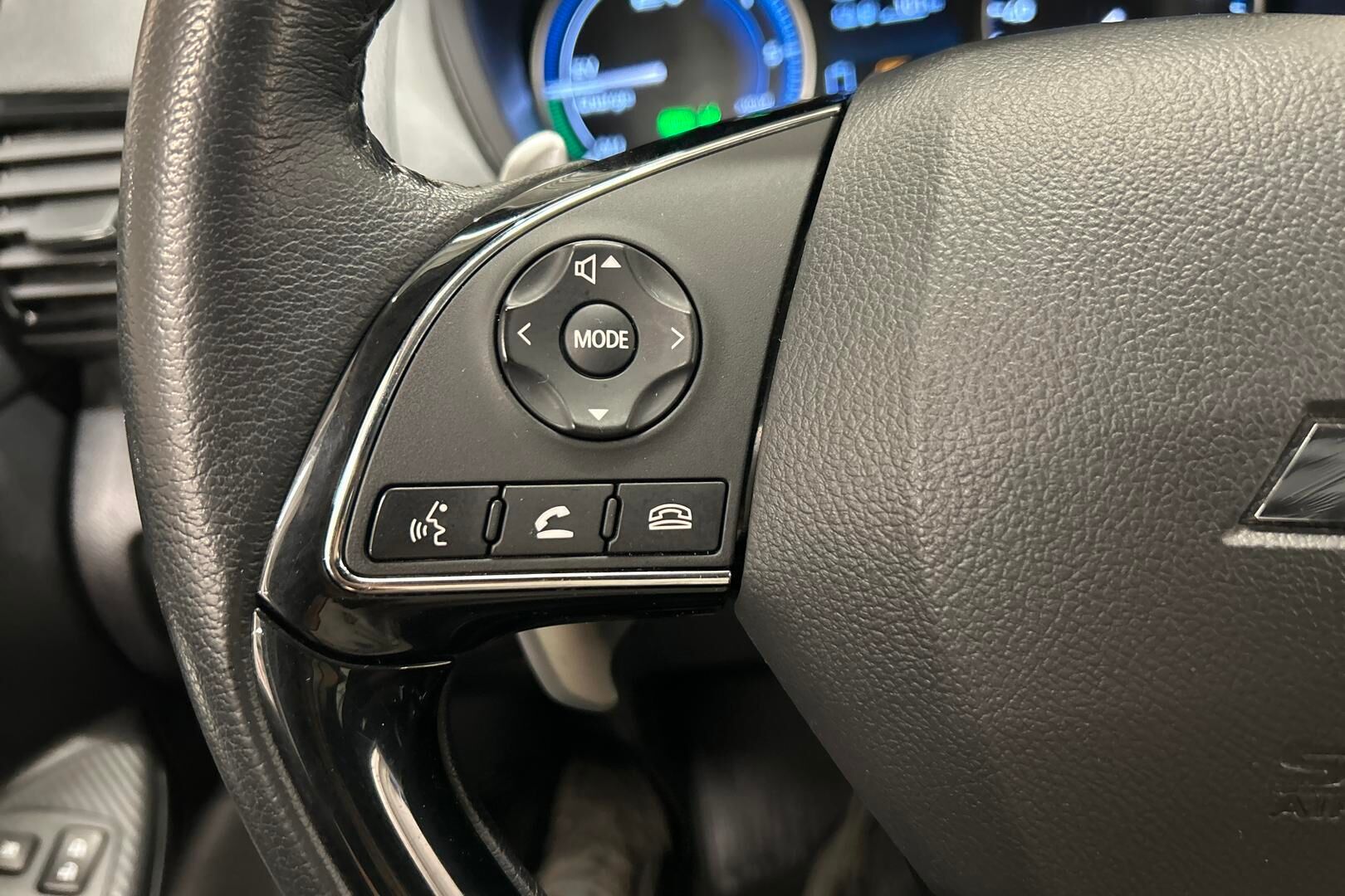 Mitsubishi Eclipse Cross iso kuva 12