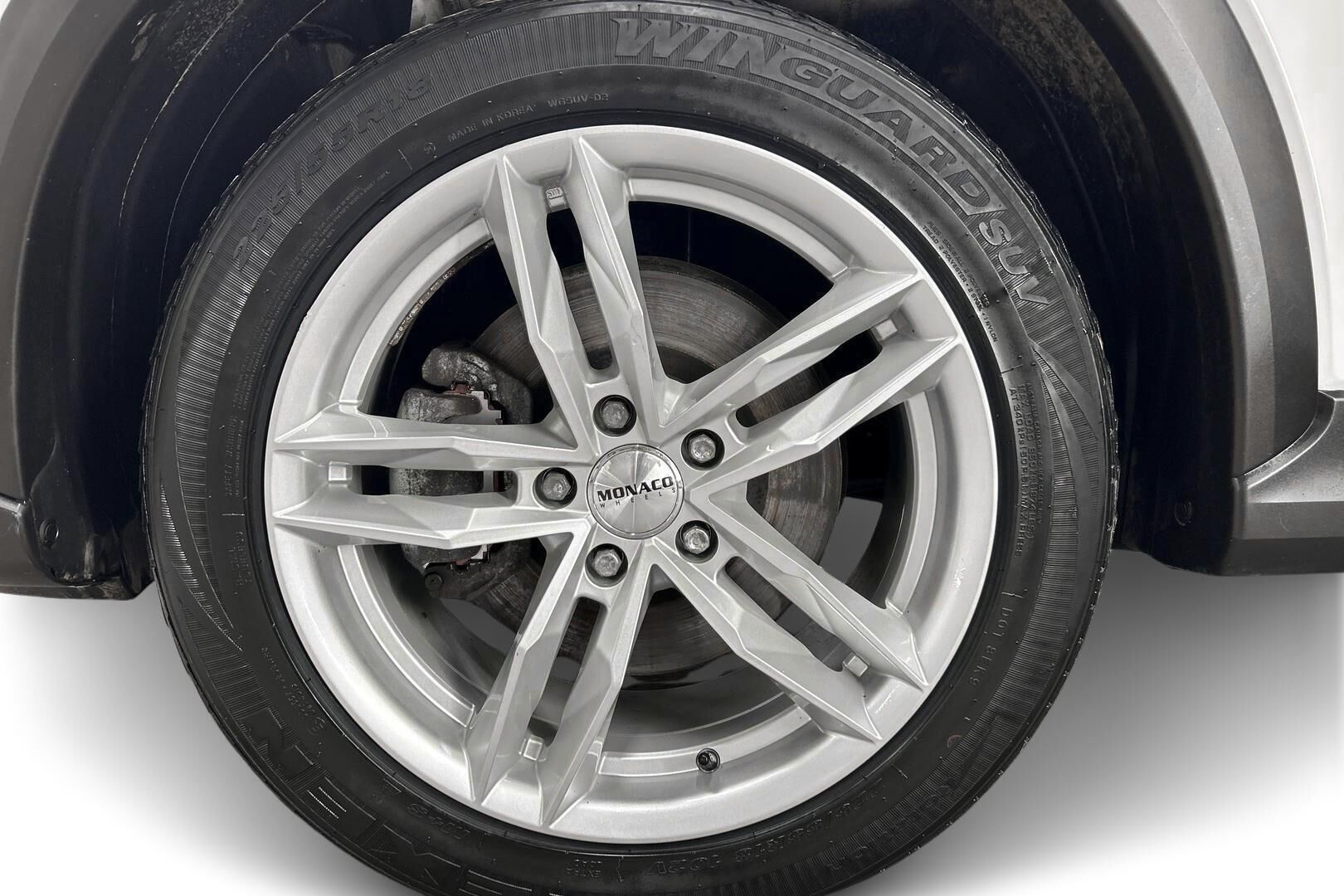 Mitsubishi Eclipse Cross iso kuva 10