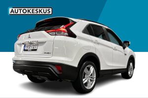 Mitsubishi Eclipse Cross esikatselu 15