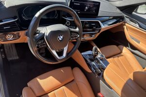 BMW 5-sarja esikatselu 1