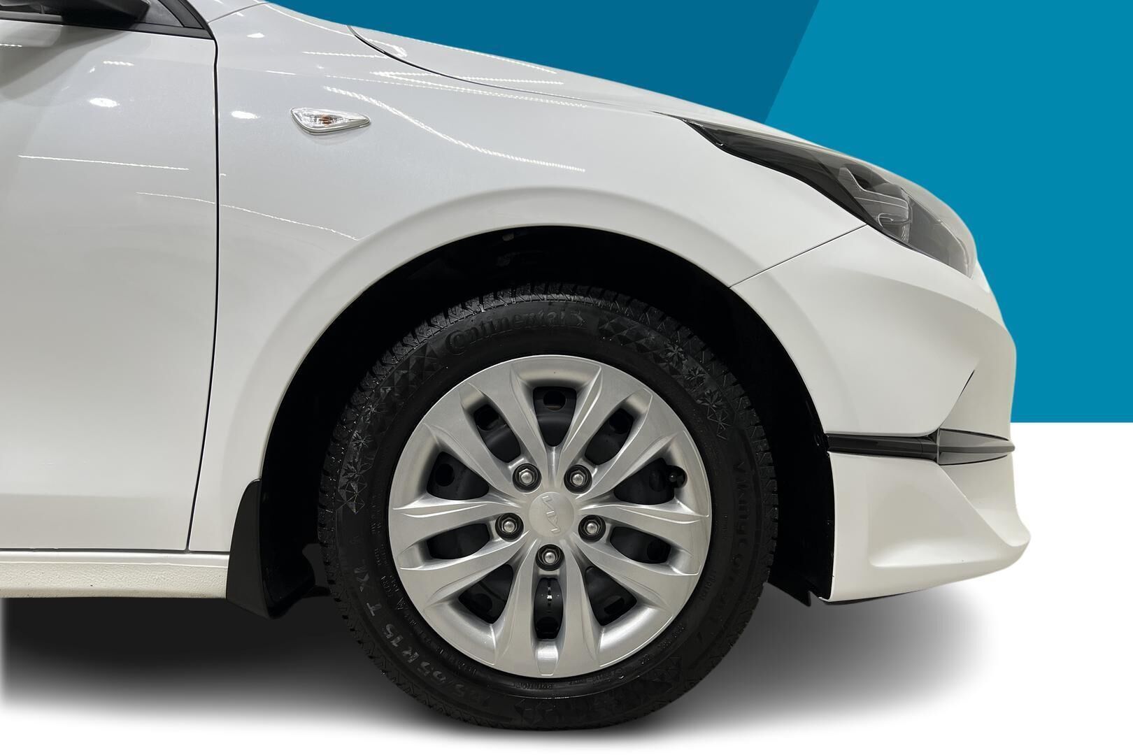 Kia Ceed iso kuva 12