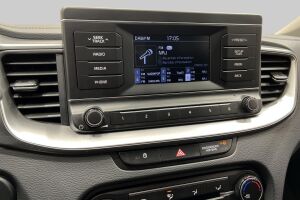 Kia Ceed esikatselu 14