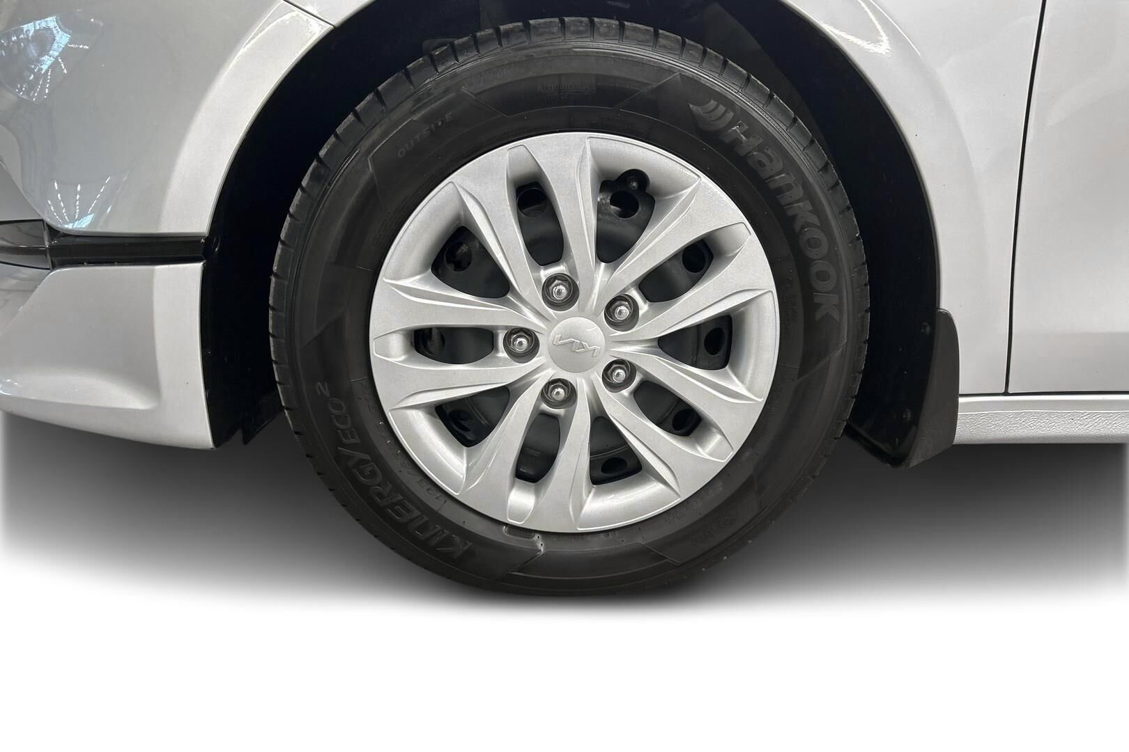 Kia Ceed iso kuva 13