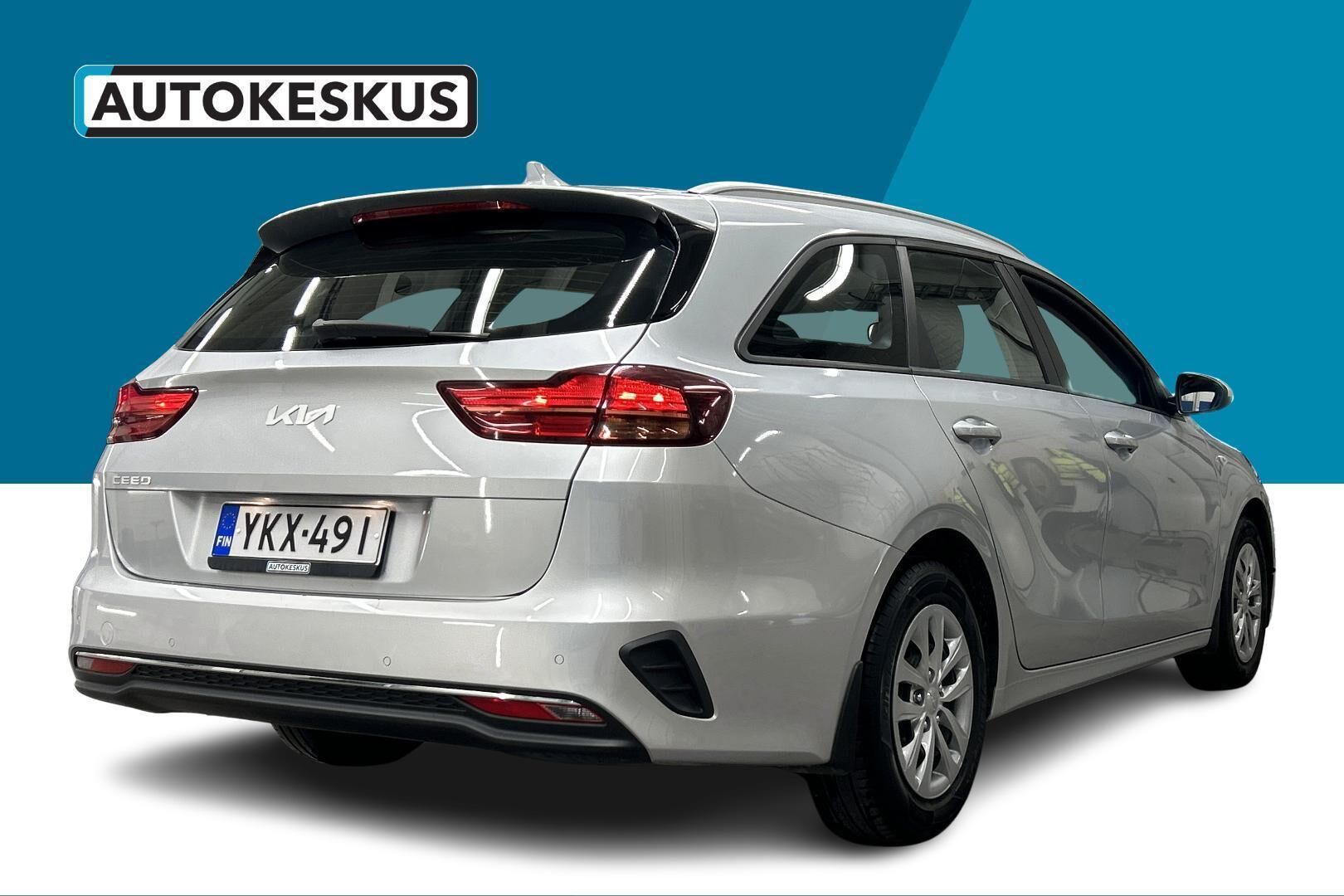 Kia Ceed iso kuva 5