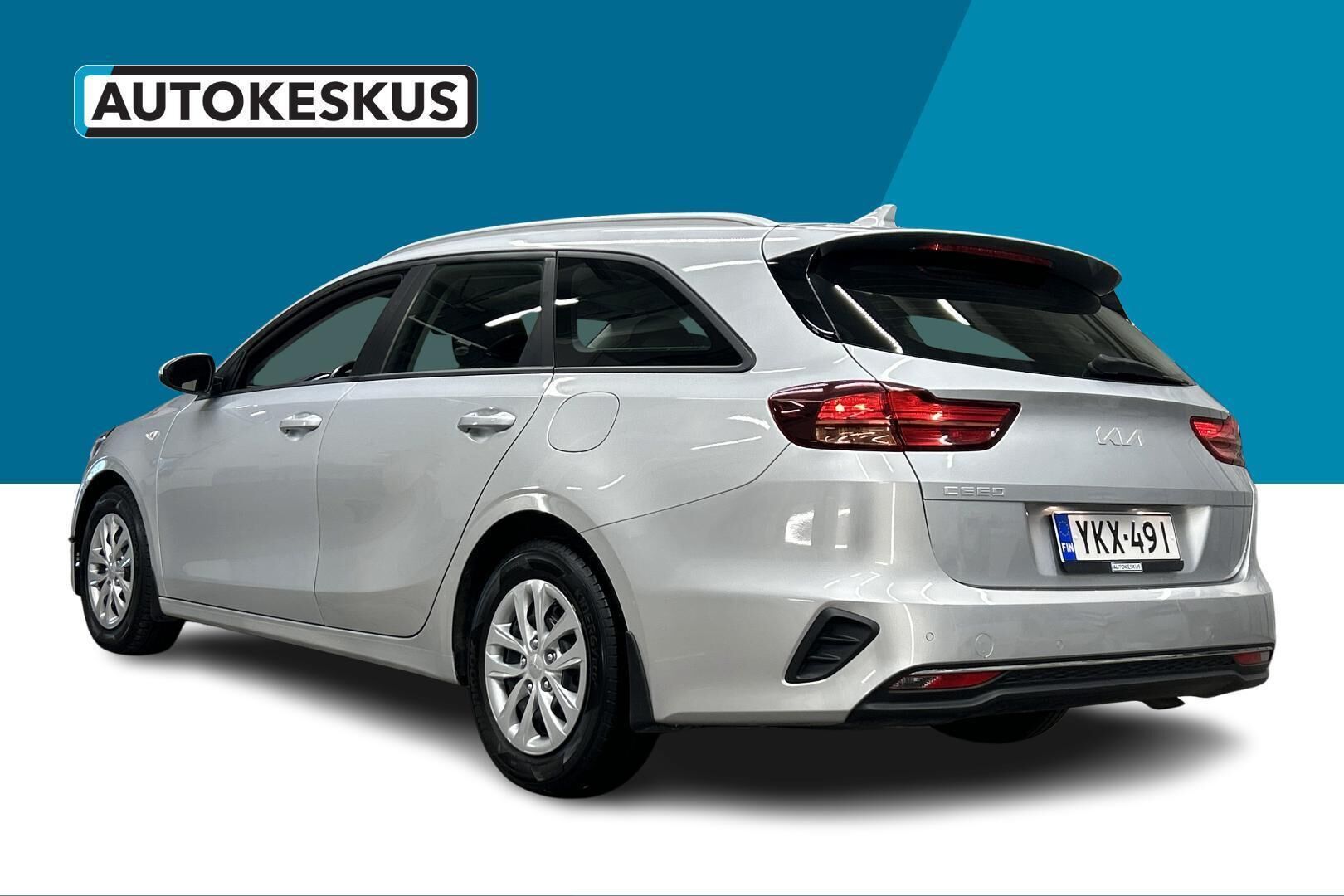 Kia Ceed iso kuva 7