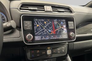 Nissan Leaf esikatselu 15