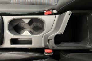 Nissan Leaf esikatselu 19